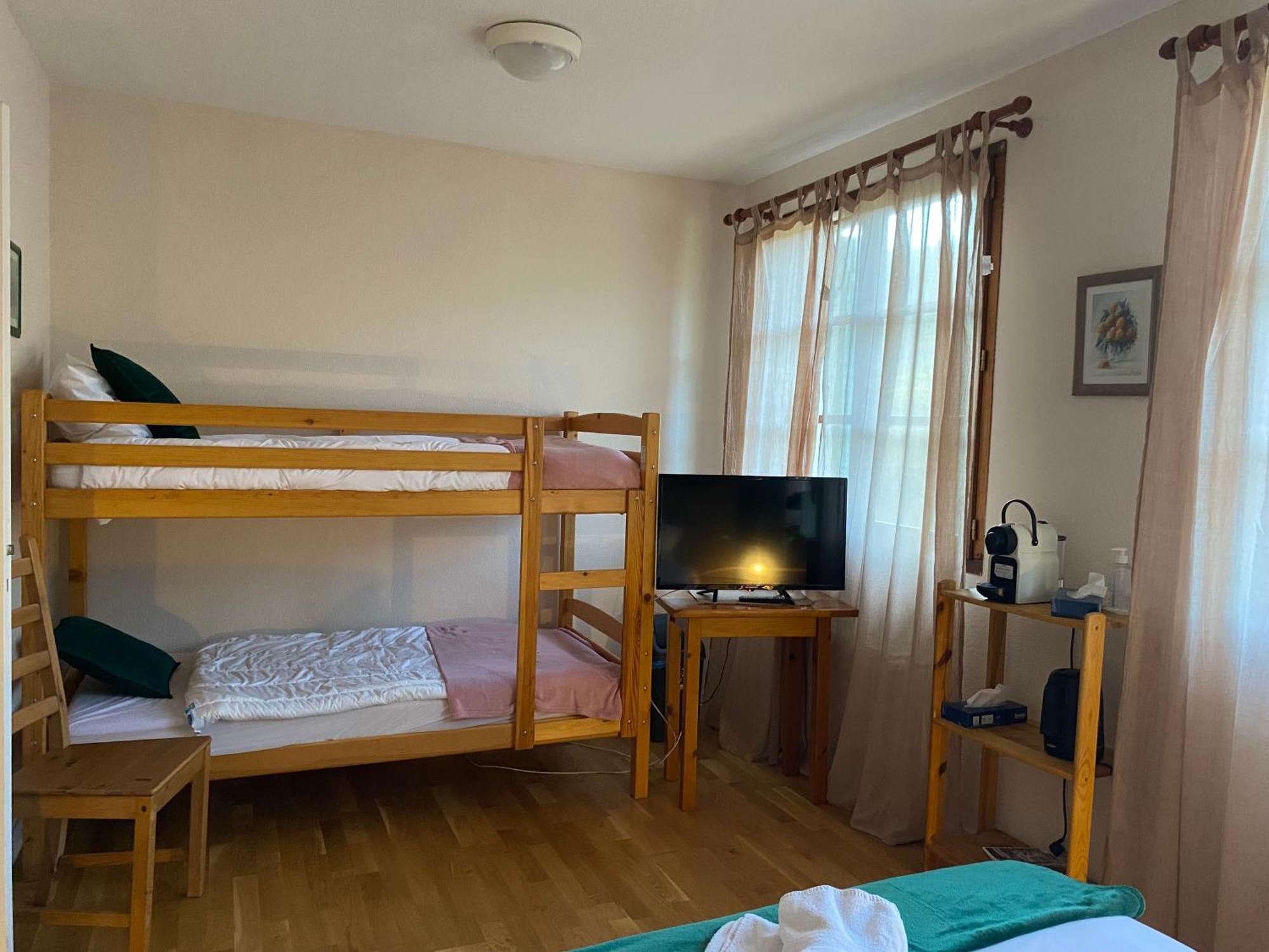 Gite - Auberge Du Midi Saint-Antoine  Eksteriør bilde