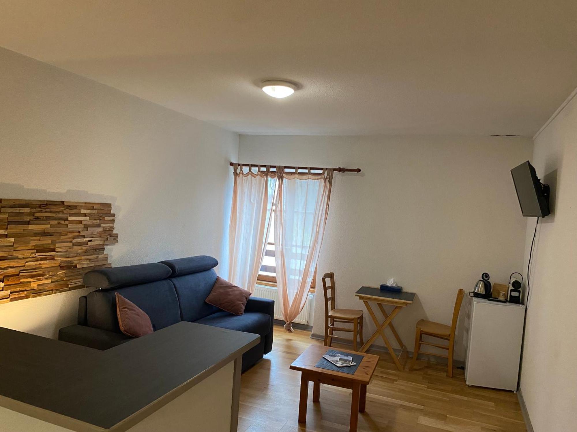 Gite - Auberge Du Midi Saint-Antoine  Eksteriør bilde